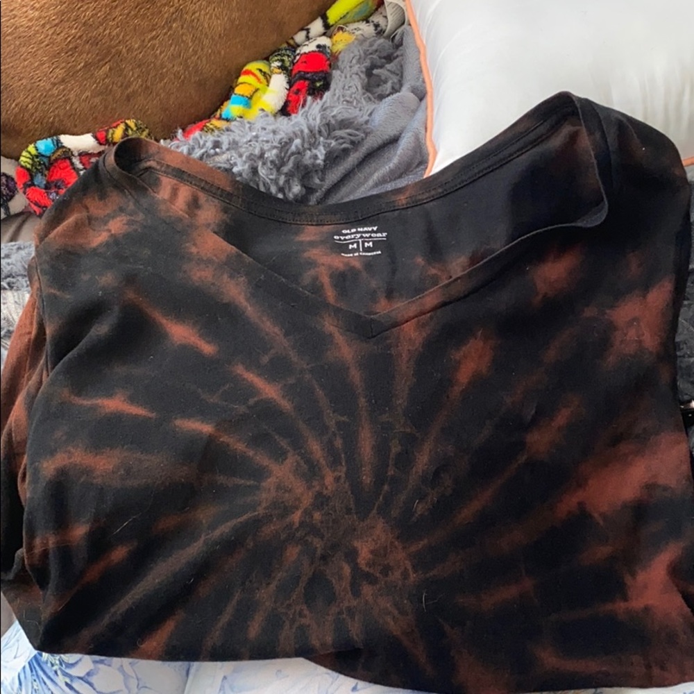 Old Navy Tye-Dye tee. Size medium